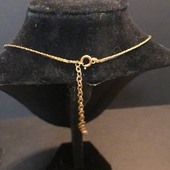 Christian Dior vintage gold tone crystal rhine stone heart knot necklace - Picture 6 of 9